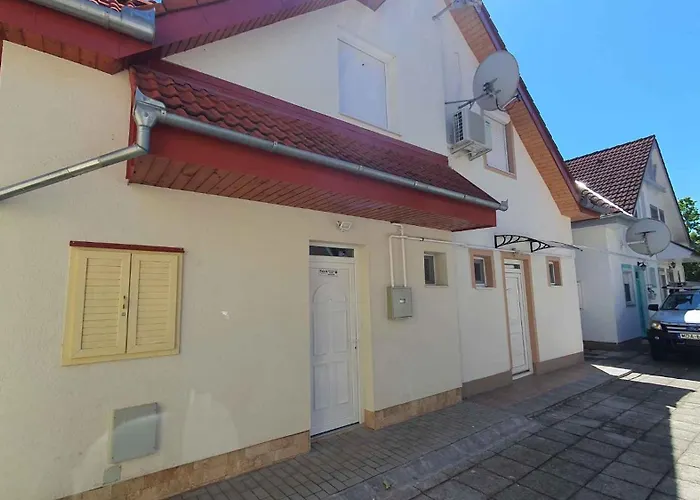 Апартаменты 3 *